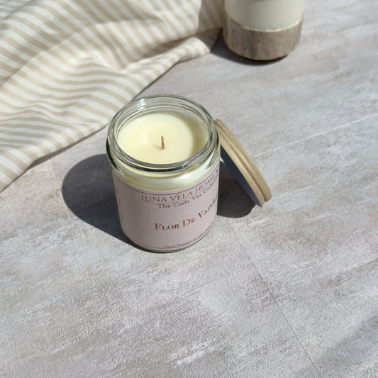 Flor De Vainilla Scented Candle